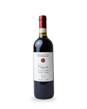 Il Volpetto Chianti — Flasche vor weißem Studio-Hintergrund