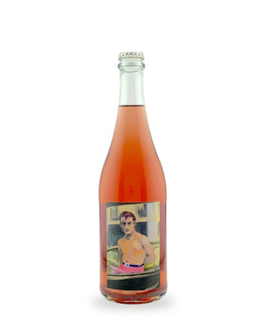 Leon Gold Pink Pet Petnat Naturwein — Flasche vor weißem Studio-Hintergrund
