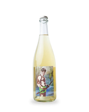 Leon Gold White Pet Petnat Naturwein — Flasche vor weißem Studio-Hintergrund